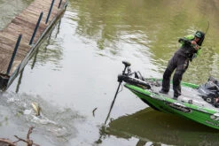 Abu Garcia Adrian Avenas Fantasista Premier / Revo AL-F RH Jig Casting Combo -Fishing Equipment Store adrian avenas abu garcia fnpc70 6 revoal f hs jig casting combo 20599.1651242874