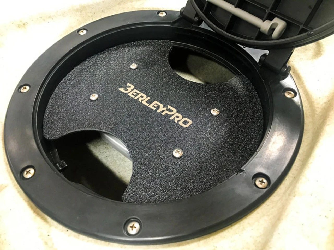 BerleyPro Batterang Bro (Hobie FPV Battery Holder) 4 BerleyPro Batterang Bro (Hobie FPV Battery Holder) - Image 2