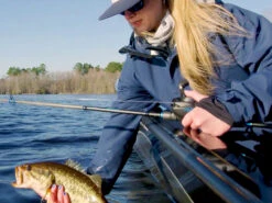 Shimano SLX DC Baitcasting Reels 6 Shimano SLX DC Baitcasting Reels -Fishing Equipment Store shimano slx dc baitcasting reels 89843.1651246798